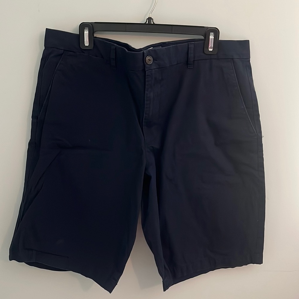 💕HP 10/20💕Gap Men’s shorts size 38